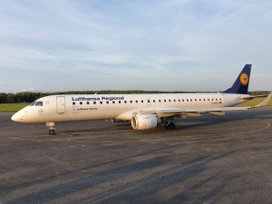 LH CRJ9